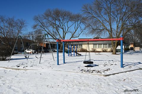 A home in Des Plaines