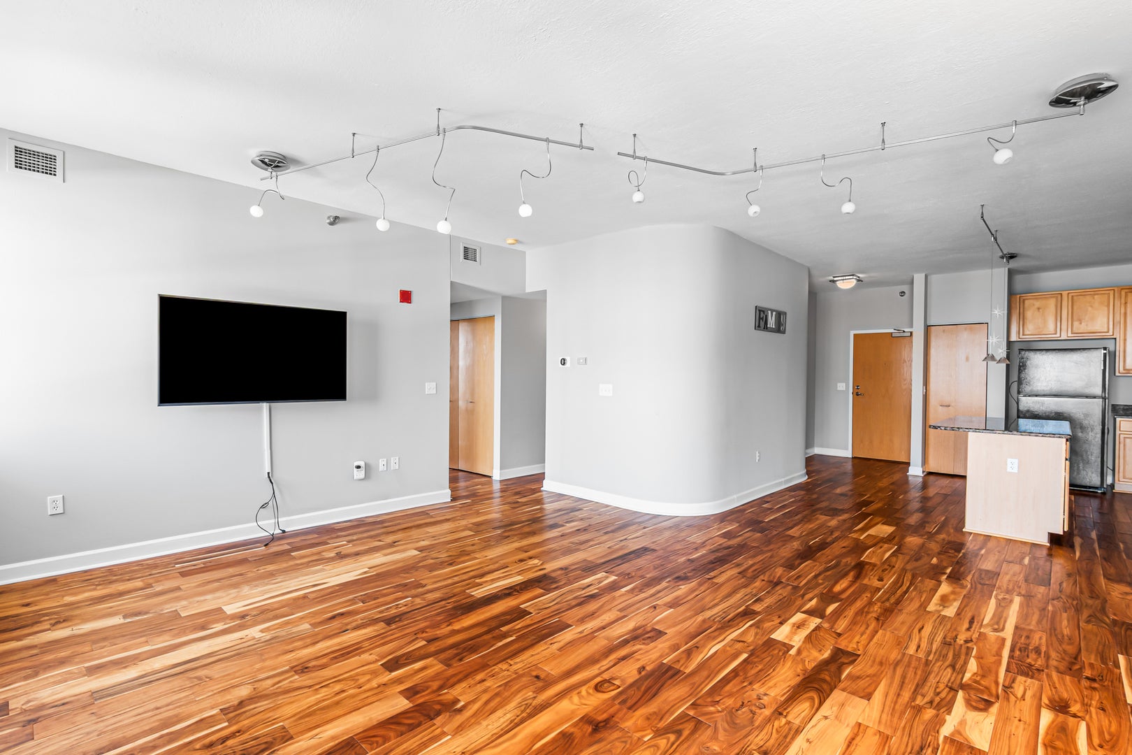 5 E 14th Place 1304