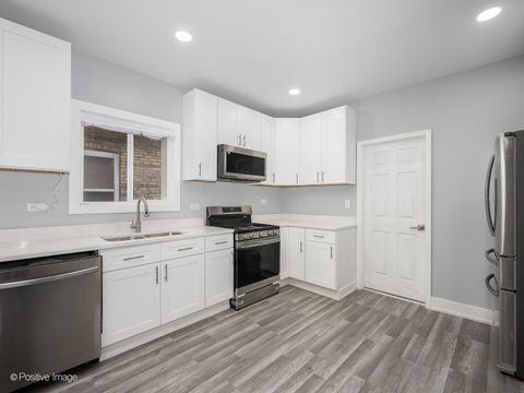 Tiny photo for 7554 S Perry Avenue, Chicago, IL 60620 (MLS # 12496576)