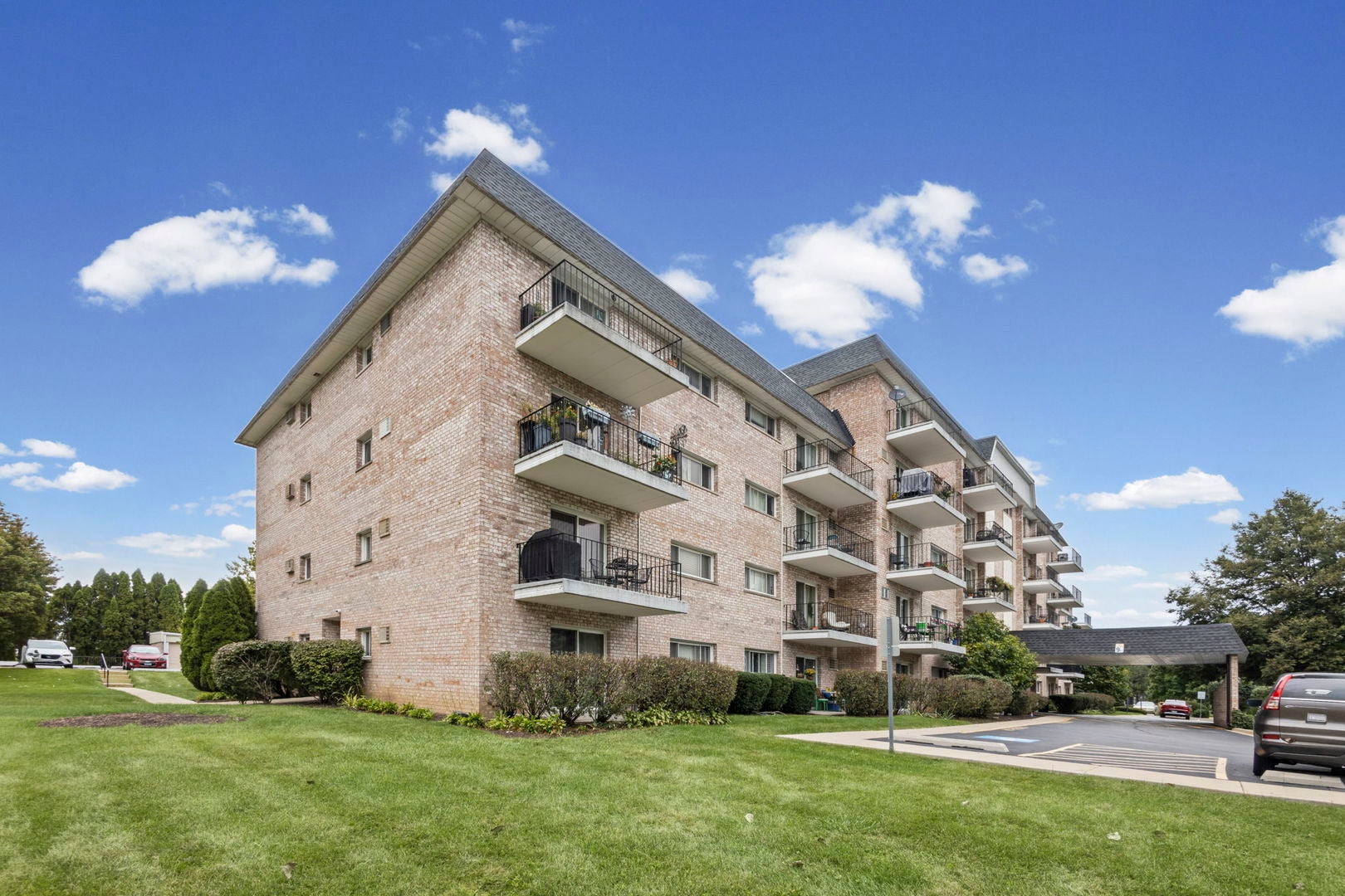 1000 S LORRAINE Road 110