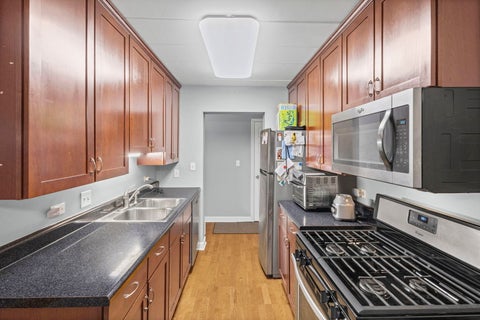 Tiny photo for 1000 S LORRAINE Road #110, Wheaton, IL 60189 (MLS # 12764514)