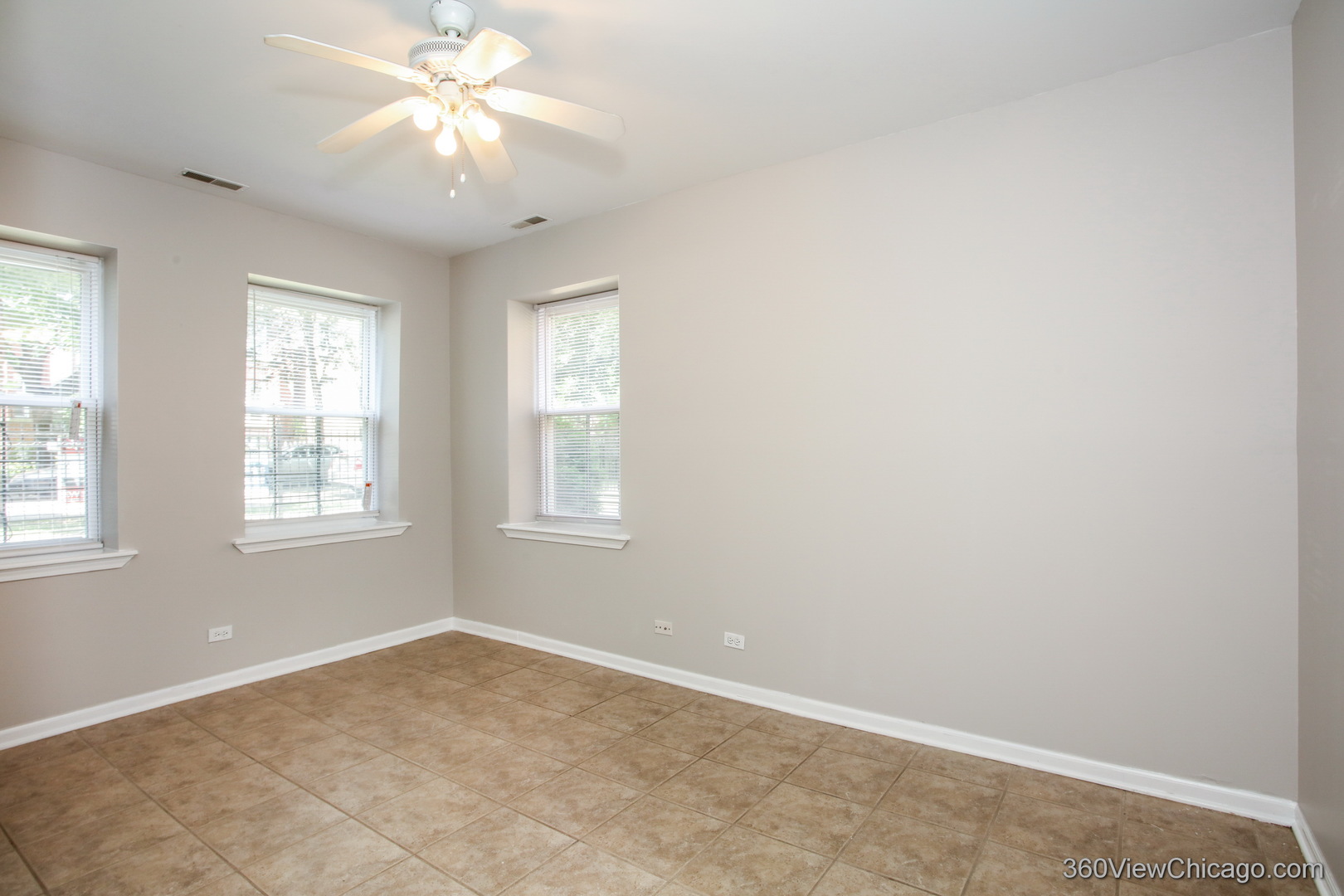 4941 N Saint Louis Avenue G