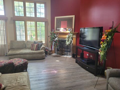 Tiny photo for 18324 Pond View Court, Tinley Park, IL 60477 (MLS # 12390606)