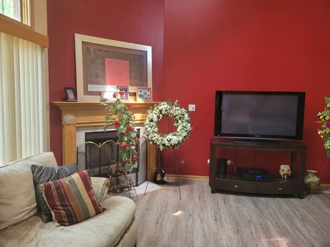 Tiny photo for 18324 Pond View Court, Tinley Park, IL 60477 (MLS # 12390606)