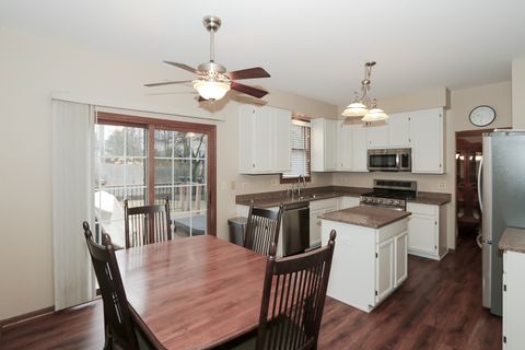 Tiny photo for 1437 Willow Tree Drive, Crystal Lake, IL 60014 (MLS # 12583041)