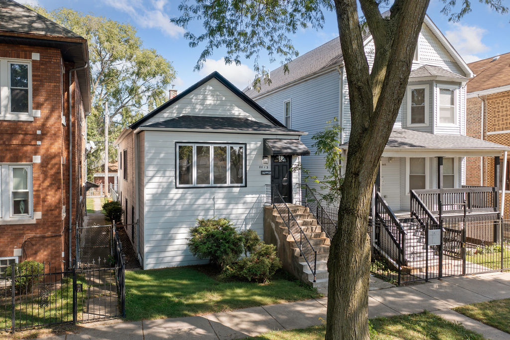 8613 S Colfax Avenue