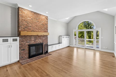Tiny photo for 1001 W ELLIS Street, Palatine, IL 60067 (MLS # 12687116)