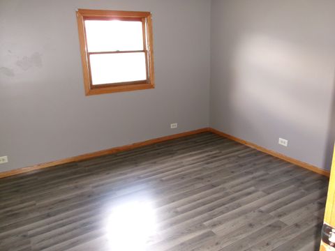 Tiny photo for 316 7th Street, Lasalle, IL 61301 (MLS # 12486558)