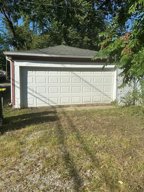 A home in Riverdale