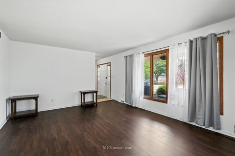 Tiny photo for 515 David Drive, Shorewood, IL 60404 (MLS # 12491767)