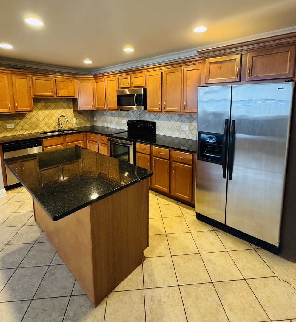 1288 PERRY Street 02