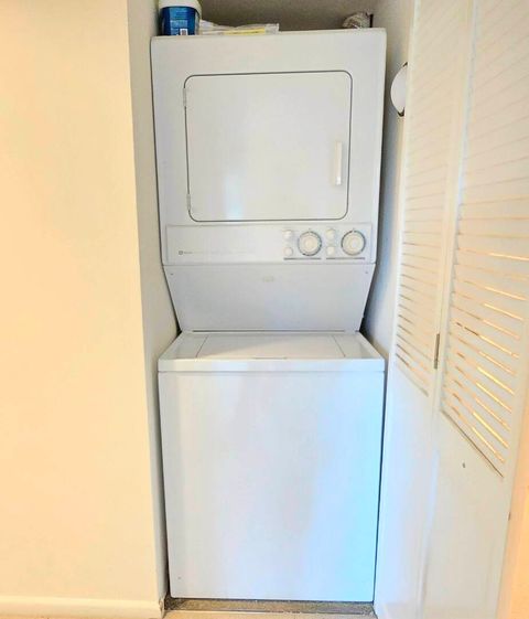 Tiny photo for 650 Whitney Court #108, Gurnee, IL 60031 (MLS # 12515874)