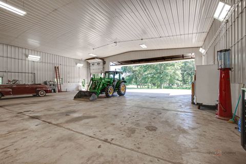 Tiny photo for 28232 N Gilmer Road, Mundelein, IL 60060 (MLS # 12453640)
