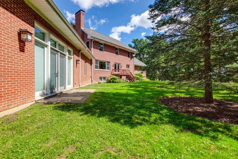 Tiny photo for 28232 N Gilmer Road, Mundelein, IL 60060 (MLS # 12453640)