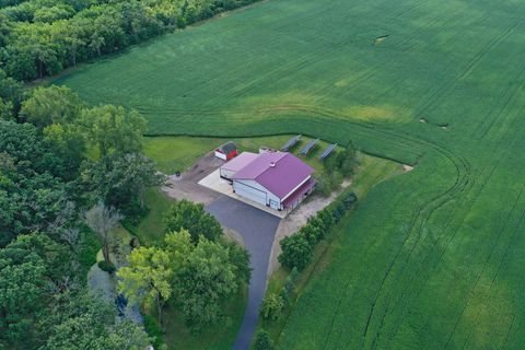Tiny photo for 28232 N Gilmer Road, Mundelein, IL 60060 (MLS # 12453640)