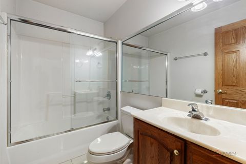 Tiny photo for 28232 N Gilmer Road, Mundelein, IL 60060 (MLS # 12453640)
