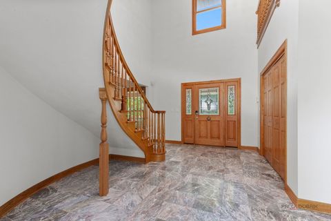 Tiny photo for 28232 N Gilmer Road, Mundelein, IL 60060 (MLS # 12453640)