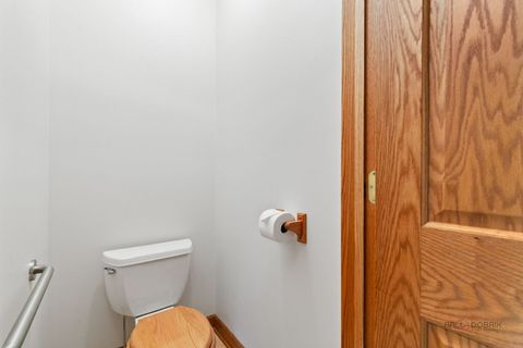 Tiny photo for 28232 N Gilmer Road, Mundelein, IL 60060 (MLS # 12453640)