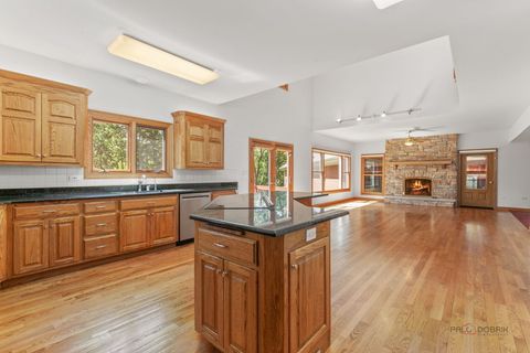 Tiny photo for 28232 N Gilmer Road, Mundelein, IL 60060 (MLS # 12453640)