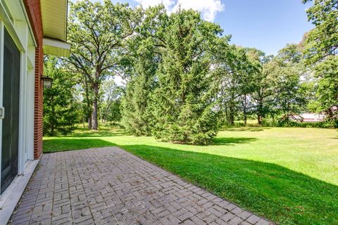 Tiny photo for 28232 N Gilmer Road, Mundelein, IL 60060 (MLS # 12453640)