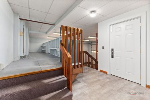 Tiny photo for 28232 N Gilmer Road, Mundelein, IL 60060 (MLS # 12453640)