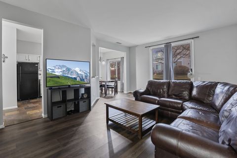 Tiny photo for 1627 Spaulding Road, Bartlett, IL 60103 (MLS # 12544995)