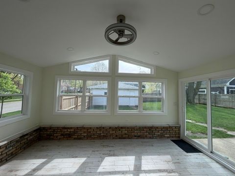 Tiny photo for 400 Wedgemere Place, Libertyville, IL 60048 (MLS # 12617116)