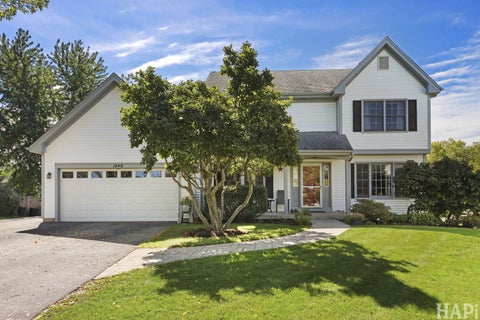 Photo of 1446 Kingsbury Court, Gurnee, IL 60031 (MLS # 12762669)