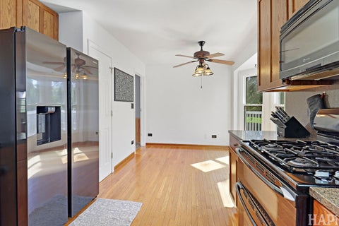 Tiny photo for 1446 Kingsbury Court, Gurnee, IL 60031 (MLS # 12762669)