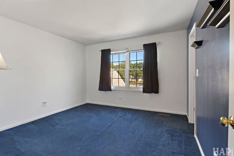 Tiny photo for 1446 Kingsbury Court, Gurnee, IL 60031 (MLS # 12762669)