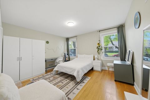Tiny photo for 2456 W Farwell Avenue, Chicago, IL 60645 (MLS # 12630019)
