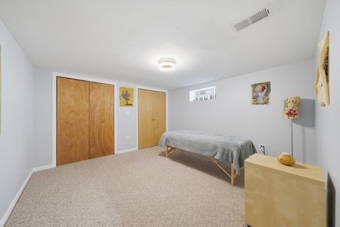 Tiny photo for 2456 W Farwell Avenue, Chicago, IL 60645 (MLS # 12630019)
