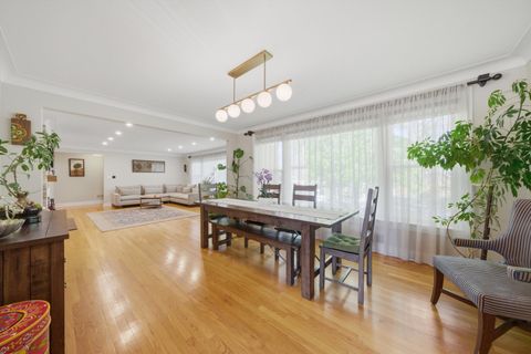 Tiny photo for 2456 W Farwell Avenue, Chicago, IL 60645 (MLS # 12630019)