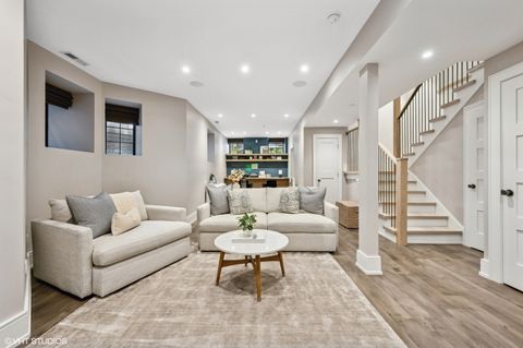 Tiny photo for 3507 N Bosworth Avenue, Chicago, IL 60657 (MLS # 12388157)