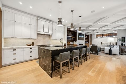 Tiny photo for 3507 N Bosworth Avenue, Chicago, IL 60657 (MLS # 12388157)