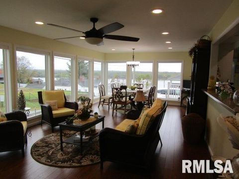 Tiny photo for 195 E MARKET Street, Elizabethtown, IL 62931 (MLS # EB455731)