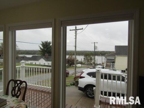 Tiny photo for 195 E MARKET Street, Elizabethtown, IL 62931 (MLS # EB455731)