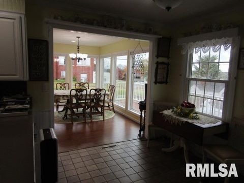 Tiny photo for 195 E MARKET Street, Elizabethtown, IL 62931 (MLS # EB455731)