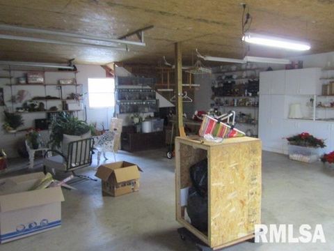 Tiny photo for 195 E MARKET Street, Elizabethtown, IL 62931 (MLS # EB455731)