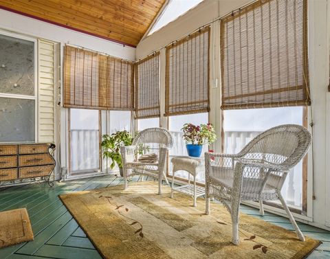 Tiny photo for 401 S Mclean Street, Bloomington, IL 61701 (MLS # 12567710)