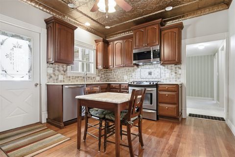 Tiny photo for 401 S Mclean Street, Bloomington, IL 61701 (MLS # 12567710)