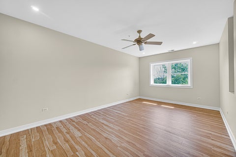 Tiny photo for 20 Trafalgar Square #407, Lincolnshire, IL 60069 (MLS # 12729121)