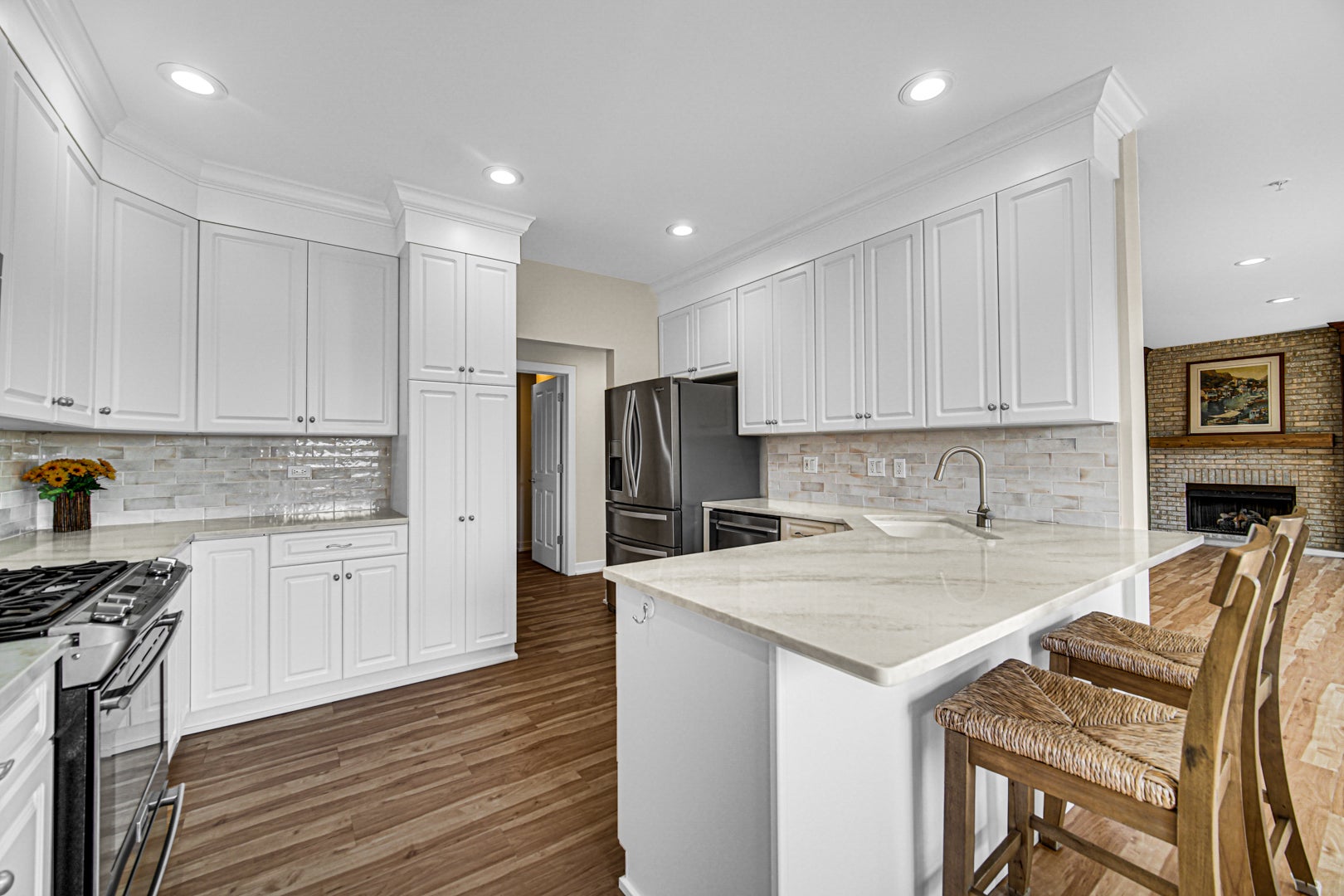 20 Trafalgar Square 407