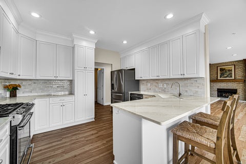 Tiny photo for 20 Trafalgar Square #407, Lincolnshire, IL 60069 (MLS # 12729121)