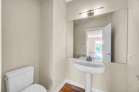 Tiny photo for 20 Trafalgar Square #407, Lincolnshire, IL 60069 (MLS # 12729121)