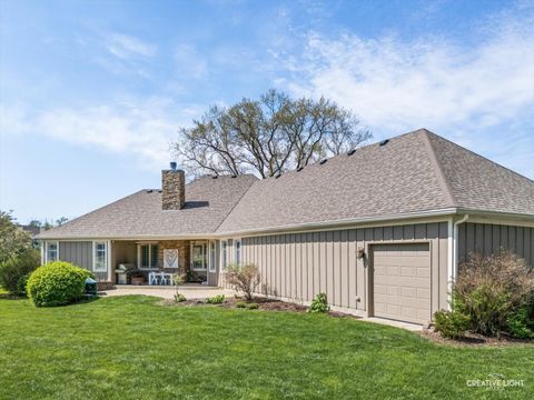 Tiny photo for 5525 Bluestem Court, Oswego, IL 60543 (MLS # 12627024)