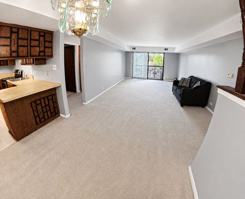 Tiny photo for 820 Elder Road #C314, Homewood, IL 60430 (MLS # 12643374)