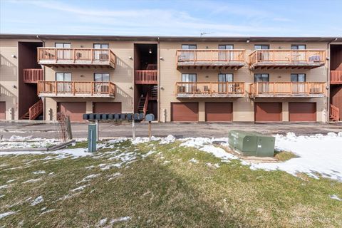 Tiny photo for 565 DEAN Drive #F, South Elgin, IL 60177 (MLS # 12601947)