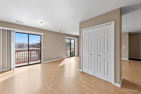 Tiny photo for 565 DEAN Drive #F, South Elgin, IL 60177 (MLS # 12601947)