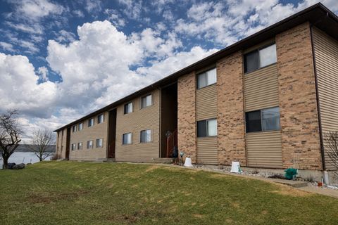 Photo of 565 DEAN Drive #F, South Elgin, IL 60177 (MLS # 12601947)